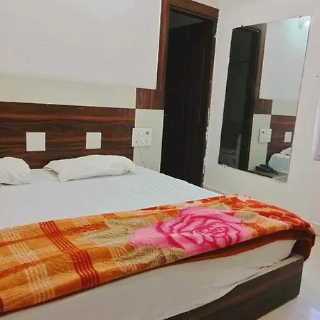Pop Hotel H5 Kurukshetra Exterior photo